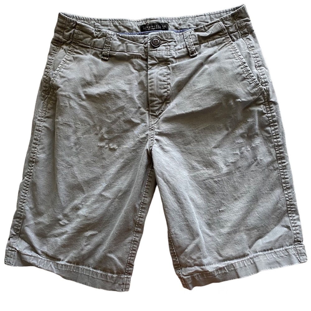 4/$24 Aeropostale Gray Flat Front Shorts Size 30